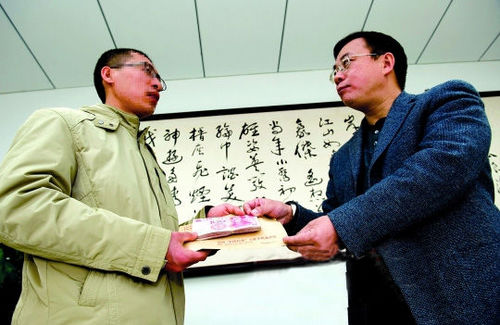 舉報(bào)黃網(wǎng)大學(xué)生:黃網(wǎng)致寢室6人有性經(jīng)歷