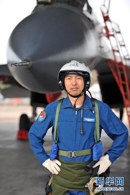 楊永飛：隨時準備升空作戰(zhàn)
