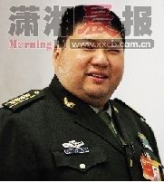 毛新宇：用毛澤東軍事思想指導(dǎo)未來信息化戰(zhàn)爭