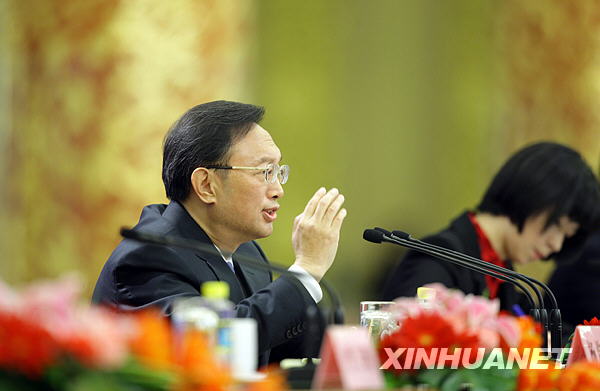 外交部部長楊潔篪答中外記者問