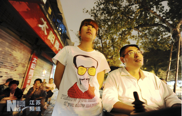 徐州殘疾人陳保民：多年義務(wù)為居民放電影