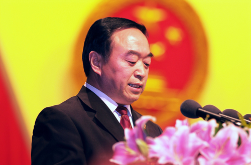 鄭州市人大常委會和“兩院”作工作報告