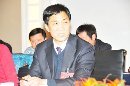 王琰君：注重七個(gè)著力 推動(dòng)宜陽經(jīng)濟(jì)跨越發(fā)展