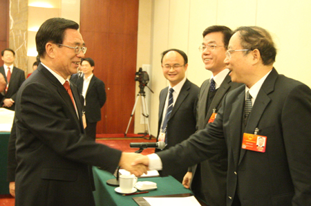 中共中央政治局常委、中央紀委書記賀國強看望人大福建代表團（組圖）