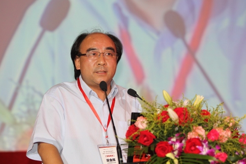 古井貢酒榮膺2012品牌中國(guó)華譜獎(jiǎng)、酒行業(yè)金譜獎(jiǎng)