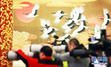 “長槍短炮”盡顯神通