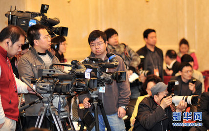 “長(zhǎng)槍短炮”盡顯神通