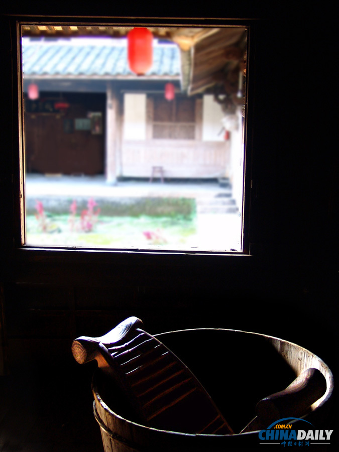 海外華人網(wǎng)友：回家過(guò)年 傳統(tǒng)的逆襲