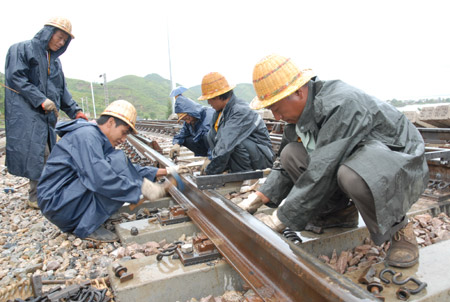 鐵道部大力支持云南鐵路建設(shè) 云南鐵路建設(shè)碩果累累