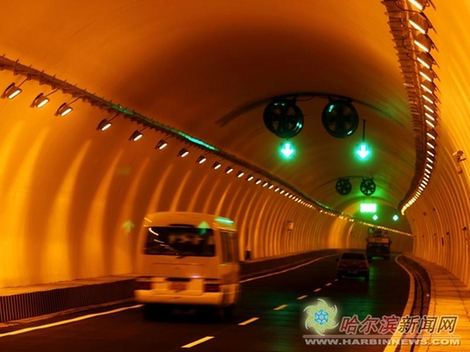 哈爾濱繞城高速全線貫通 城南到城北車程將縮至1小時(shí)