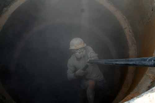 深圳百余名民工因無(wú)勞動(dòng)合同查職業(yè)病遭拒