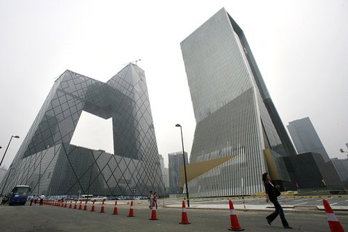 央視過火大樓今年開工修復(fù) 實(shí)行“先拆再修”