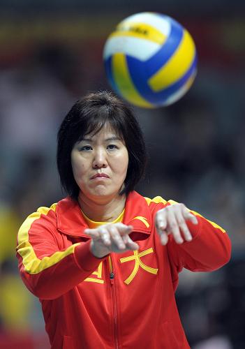 中美女排對抗賽恒大女排橫掃美國女排青年軍