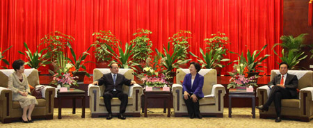 國民黨副主席林豐正：兩岸中國人拋棄過去恩怨 實(shí)現(xiàn)和平發(fā)展