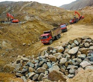 京北沙源地投1.3億治沙無效 奧運后礦企復產(chǎn)