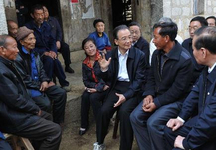 溫家寶考察貴州指導抗旱救災:團結一心 戰勝旱災