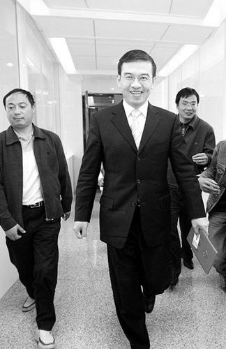 王志結(jié)束副市長(zhǎng)掛職返京 本周將回央視報(bào)到