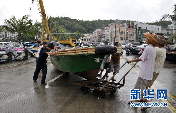 臺風“燦都”已在廣東吳川登陸 預計今晚進入廣西