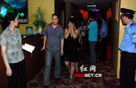 常德洗浴中心為提高“小姐”服務(wù)質(zhì)量搞問(wèn)卷調(diào)查