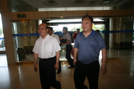 江蘇省灌南縣黨政考察團(tuán)到全國(guó)百強(qiáng)縣市永城市考察