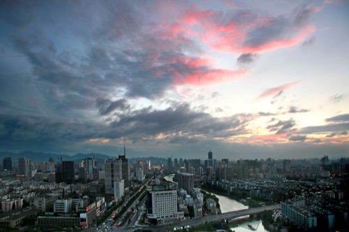中國(guó)十大創(chuàng)富城市 深圳列榜首