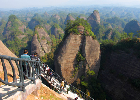 通道縣萬佛山景區開園試運營