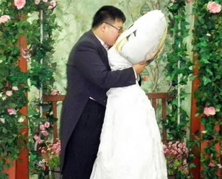 世界10大最詭異婚姻