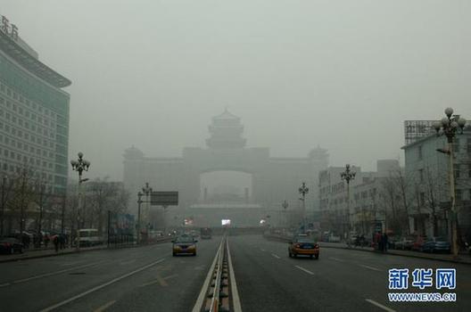 大霧天氣今起加威 預(yù)警升至最高等級(jí)