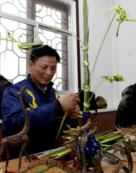克拉瑪依：逛廟會 過大年