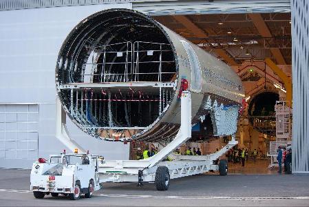 空客第一架A350超寬體飛機(jī)開(kāi)始總裝
