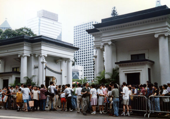 1997香港回歸：載夢飛香江