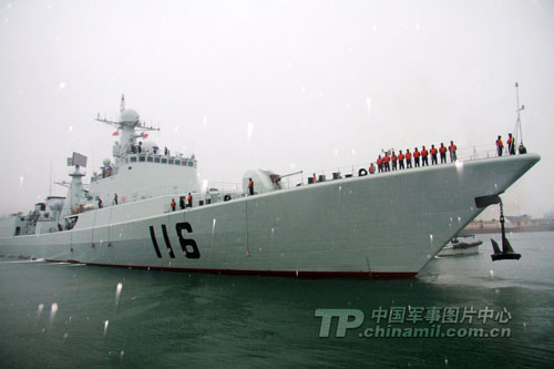 中國(guó)海軍國(guó)產(chǎn)新一代戰(zhàn)艦密集下水 快速形成戰(zhàn)力