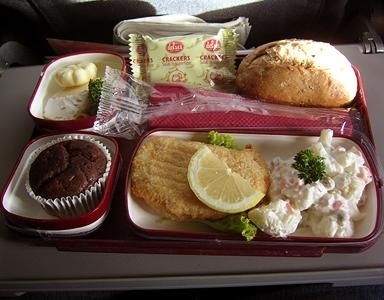 飛機(jī)餐也美味 實(shí)拍各國航空公司美味飛機(jī)餐