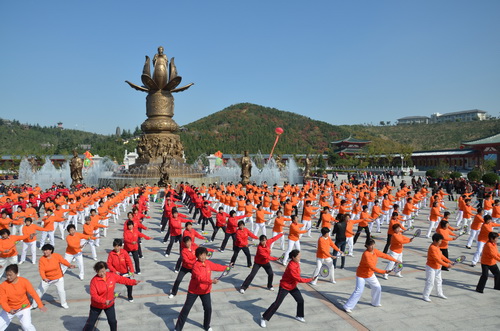 龍口市舉辦孝德文化節(jié)、南山國際長壽文化節(jié)
