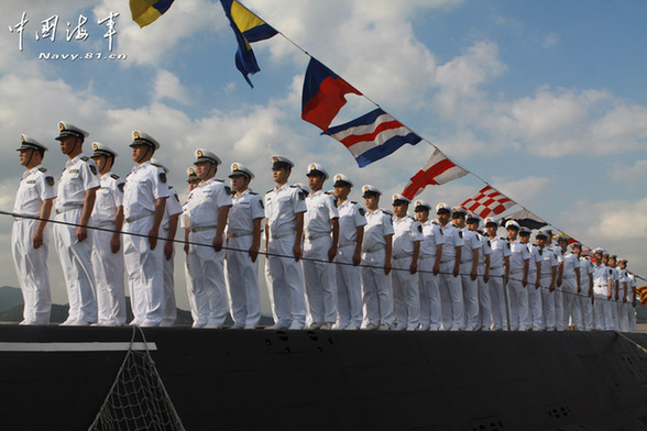 中國海軍新型潛艇內(nèi)部照曝光