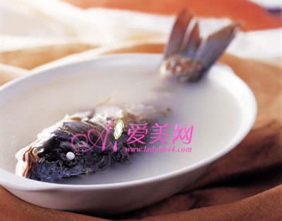 養生：電腦族用眼過度 吃什么最能滋補眼睛