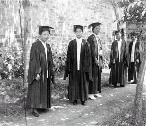 民國(guó)時(shí)期金陵美女的大學(xué)舊照（組圖）