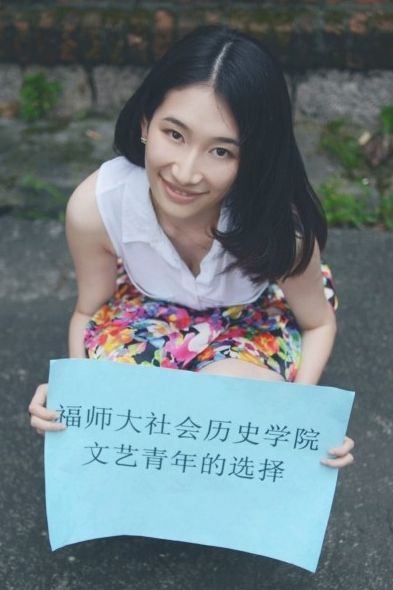 高校招生創新頻使“美人計”：接地氣or浮躁？
