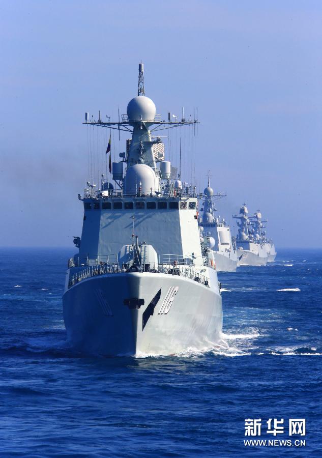 氣勢(shì)逼人！中國(guó)海軍艦艇編隊(duì)在日本海練編隊(duì)運(yùn)動(dòng)