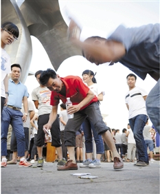 抓石子拍方包跳皮筋……舊時的游戲，還記得嗎