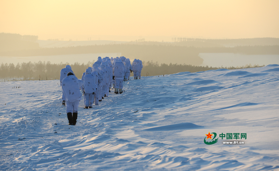 沈陽軍區某特戰旅-34℃練官兵作戰能力
