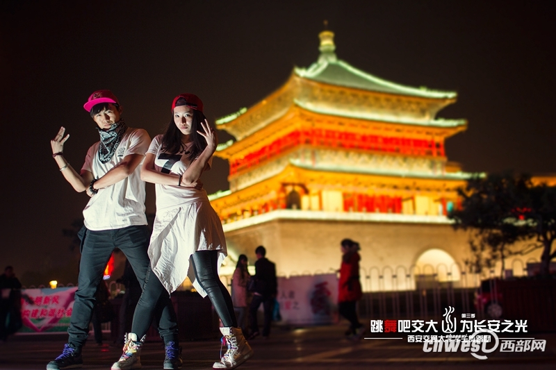“跳舞吧，交大！”走紅網(wǎng)絡(luò) 高難度動作獲網(wǎng)友點(diǎn)贊