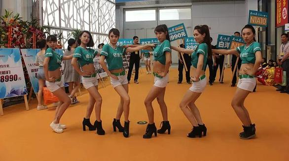 5.28天津國際家具展盛大開幕 依麗蘭實(shí)木家具新上市