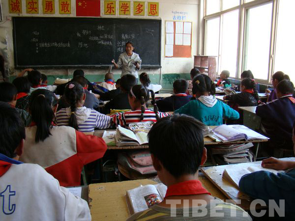 為孩子留住農牧區基層教師