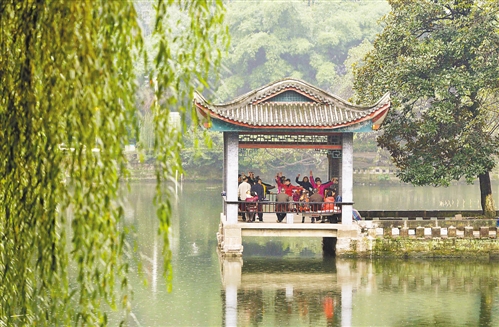 重慶大學(xué)民主湖治污工程完工