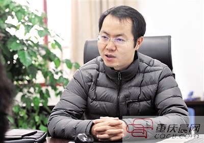 往變壓器灌菜油 重慶3名青年專家每人獲400萬(wàn)科研經(jīng)費(fèi)