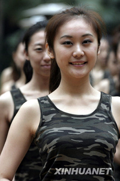 上海世博會(huì)禮儀人員集中培訓(xùn)在杭州開(kāi)營(yíng)