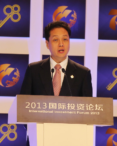 商務(wù)部副部長王超:全球經(jīng)濟(jì)正在緩慢復(fù)蘇