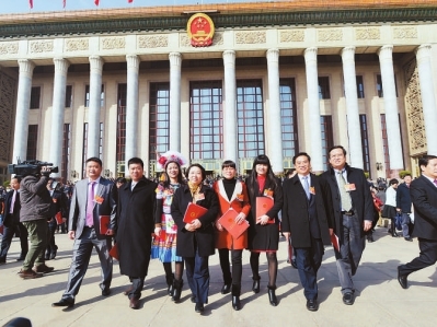 十二屆全國(guó)人大三次會(huì)議閉幕之際訪福建省代表