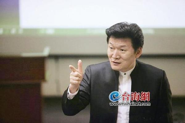 教育部前發(fā)言人王旭明在廈門炮轟“假語文”